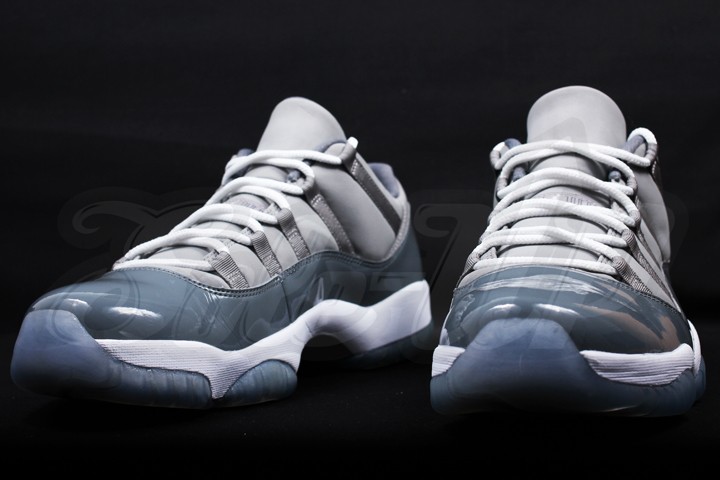Air Jordan 11 Low Cool Grey 9