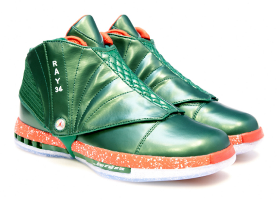 Air Jordan 10 + 16 “Christmas” PEs for Ray Allen