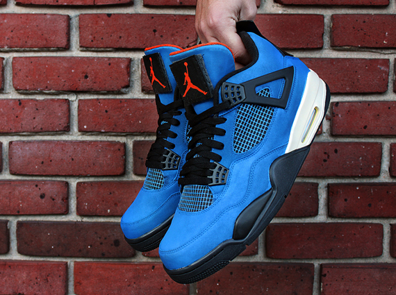 Air Jordan 4 "Blue Undefeated" by Dank Customs