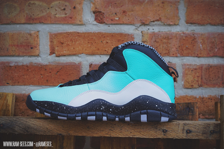 Air Jordan Mint Customs 09