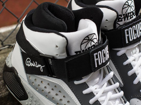 Ewing Focus - White - Black - Grey