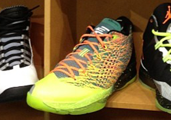 Jordan CP3.VII "Christmas"