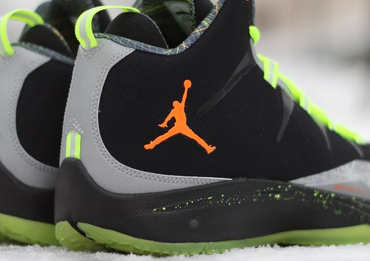 Jordan Super.Fly 2 “Christmas” – Arriving at Retailers