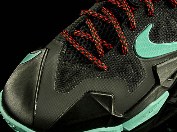 Nike LeBron 11 GS - Black - Mint - Red