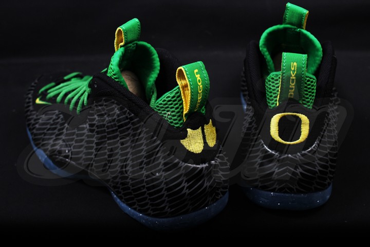 Nike Air Foamposite One Oregon 03