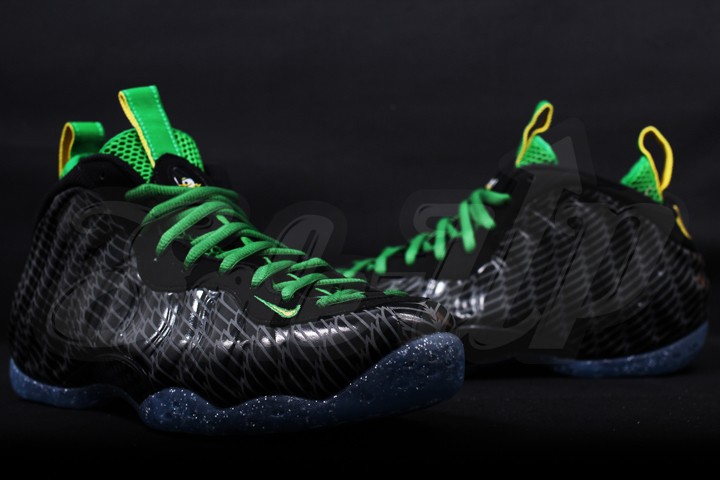 Nike Air Foamposite One Oregon 09