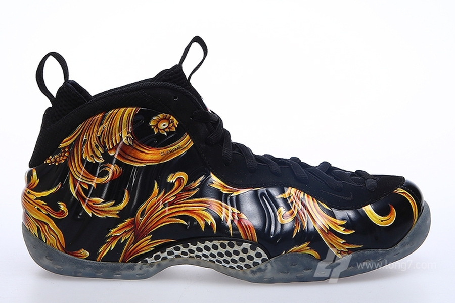 Nike Air Foamposite One Supreme Black Gold 01