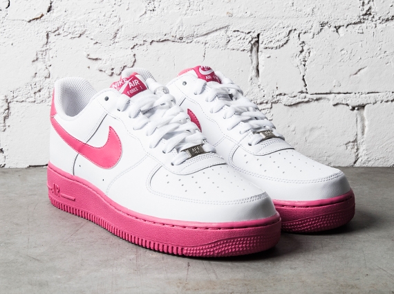 Nike Air Force 1 Low White Vivid Pink 01