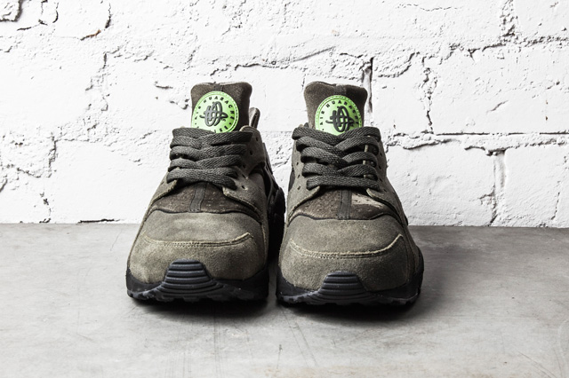 Nike Air Huarache Cargo Khaki Sequoia 2