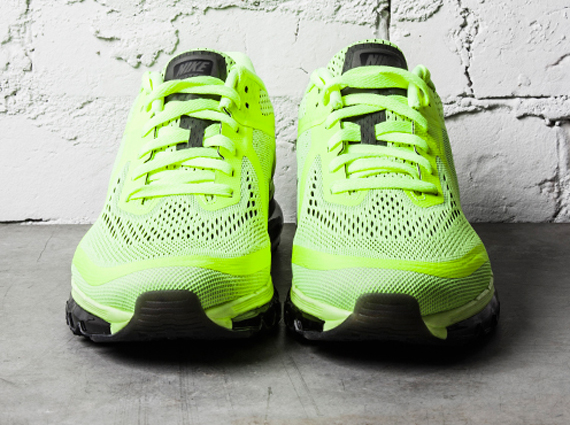 Nike Air Max 2014 Volt Black 4