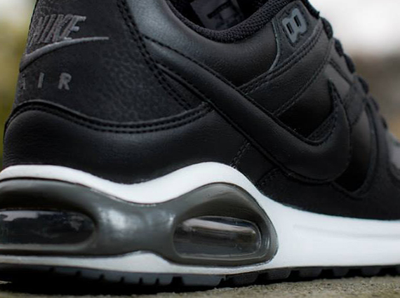 Nike Air Max Command Black White Dark Grey 01