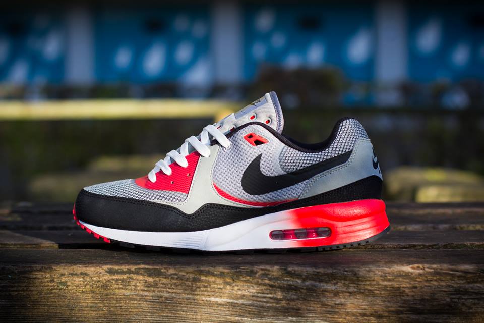 Nike Air Max Light Comfort 1 04
