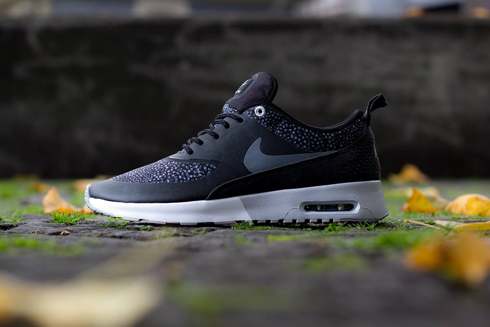 Nike Air Max Light Comfort 1 06