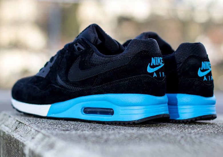 Nike Air Max Light – Black – Anthracite – Vivid Blue