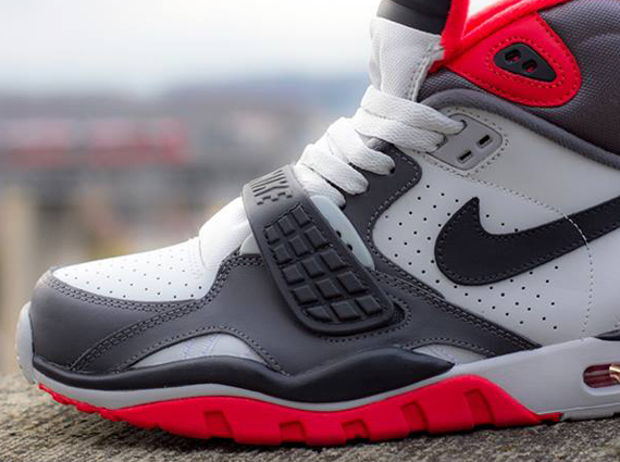 Nike Air Trainer SC II - Pure Platinum - Dark Grey - Anthracite - Light Crimson