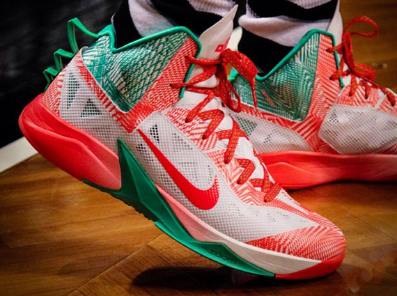 Spotlight on Three Nike Basketball "Christmas 2013" PEs