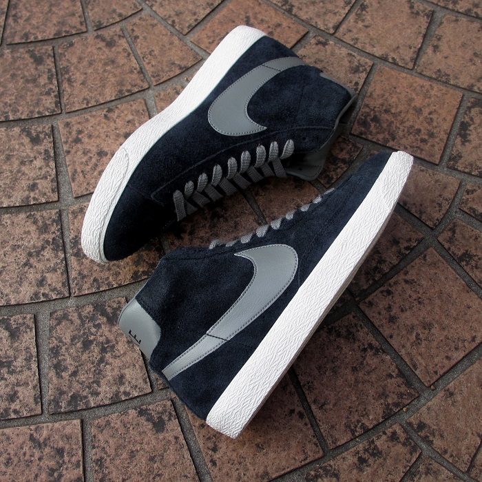 Nike Blazer Mid Prm Vntg Suede Black Grey 02
