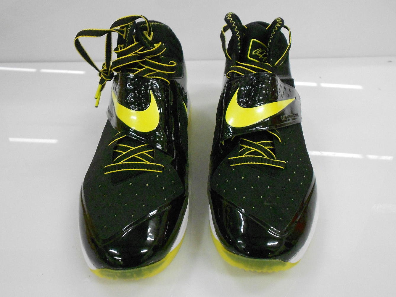 Nike Cj81 Trainer Max Oregon Ducks 04