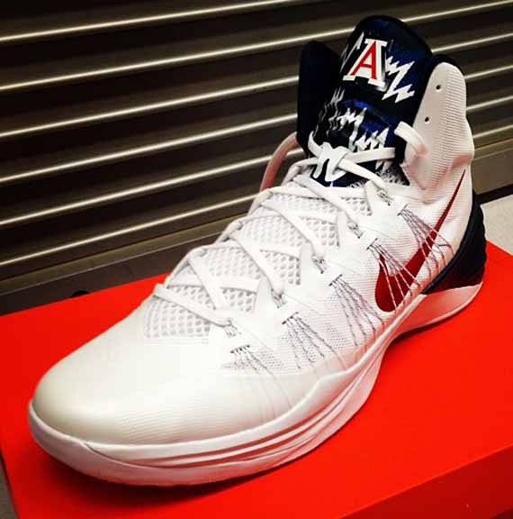 Nike Hyperdunk 2013 Arizona Wildcats