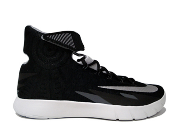 Nike Hyperrev Black Grey Silver 01