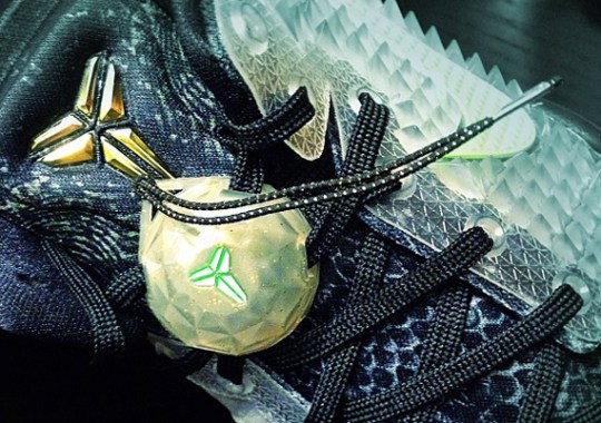 Nike Kobe 8 “Christmas” – Black – Electric Green – Cool Grey – Metallic Gold