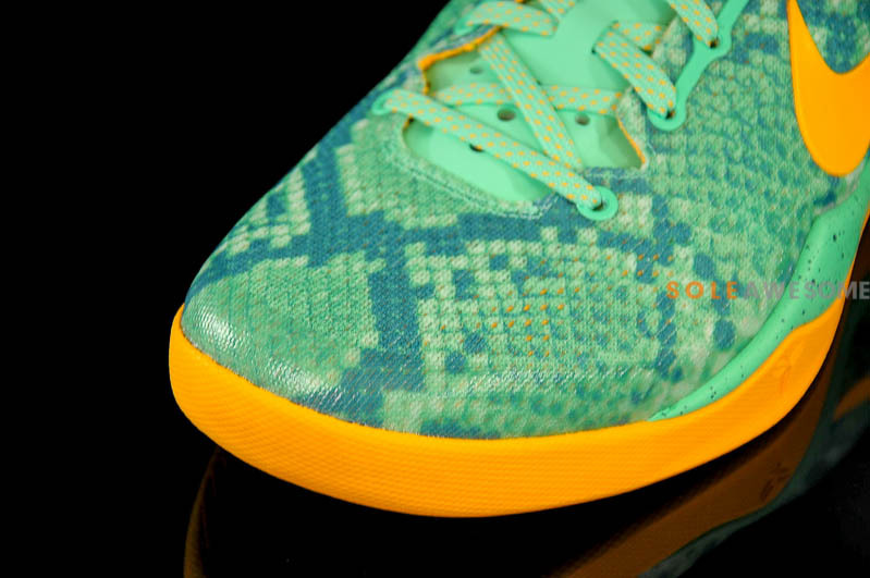 Nike Kobe 8 Gren Glow 03