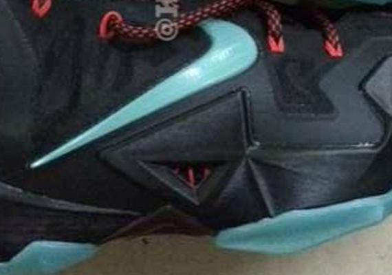 Nike Lebron 11 Black Blue Red