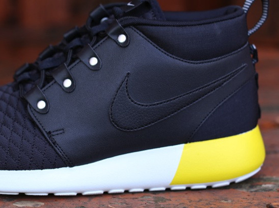 Nike Roshe Run Sneakerboot Leather Black Yellow 00