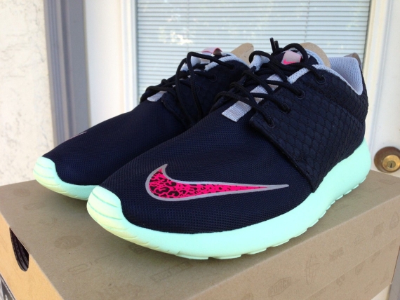 Nike Roshe Run Yeezy Nikestore 05