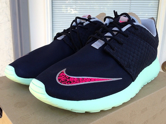 Nike Roshe Run FB “Yeezy” – Nikestore Restock