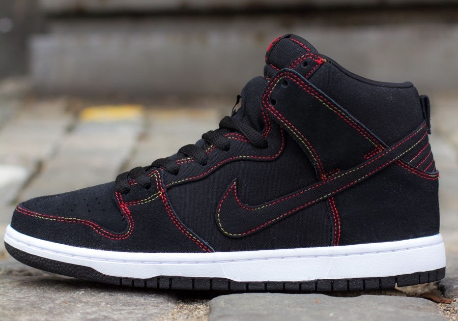 Nike Sb Dunk High Black Gradient Contrast Stitching 01