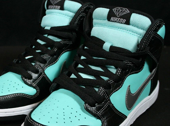 Diamond Supply Co. x Nike SB Dunk High - Available on eBay