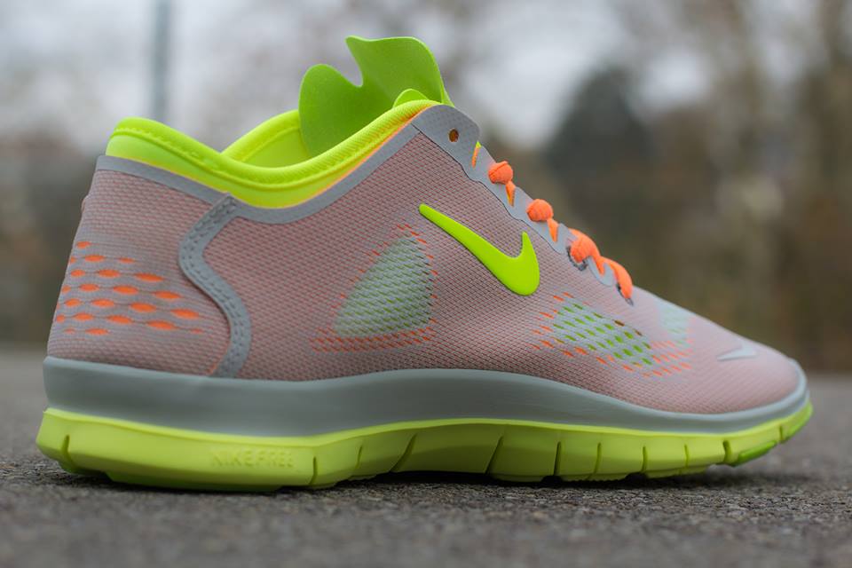 Nike Wmns Free Tr Fit 4 11
