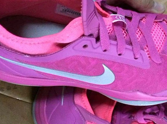 Nike Zoom Crusader "Think Pink"