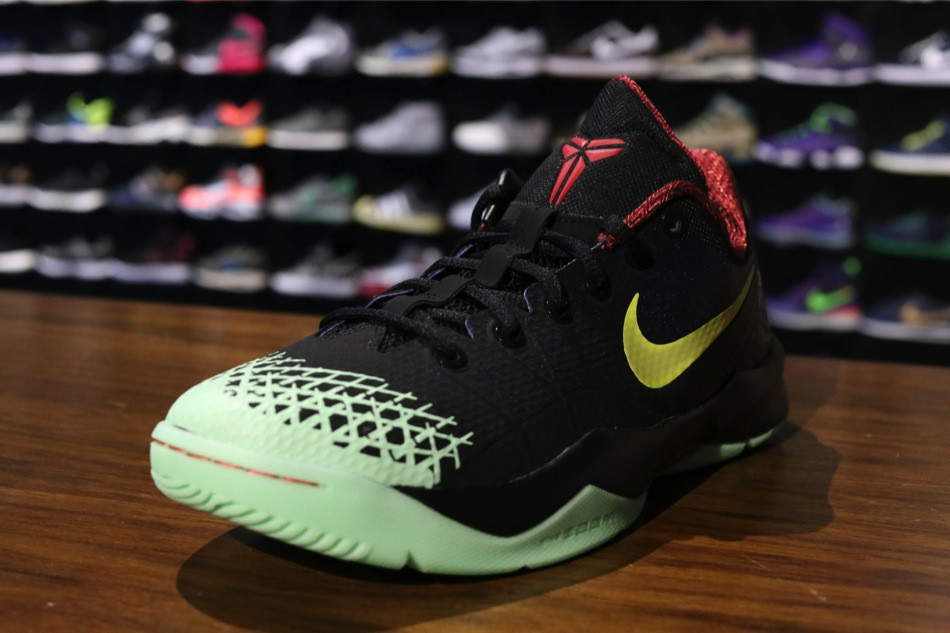 Nike Zoom Kobe 4 Venomenon Release Date 06