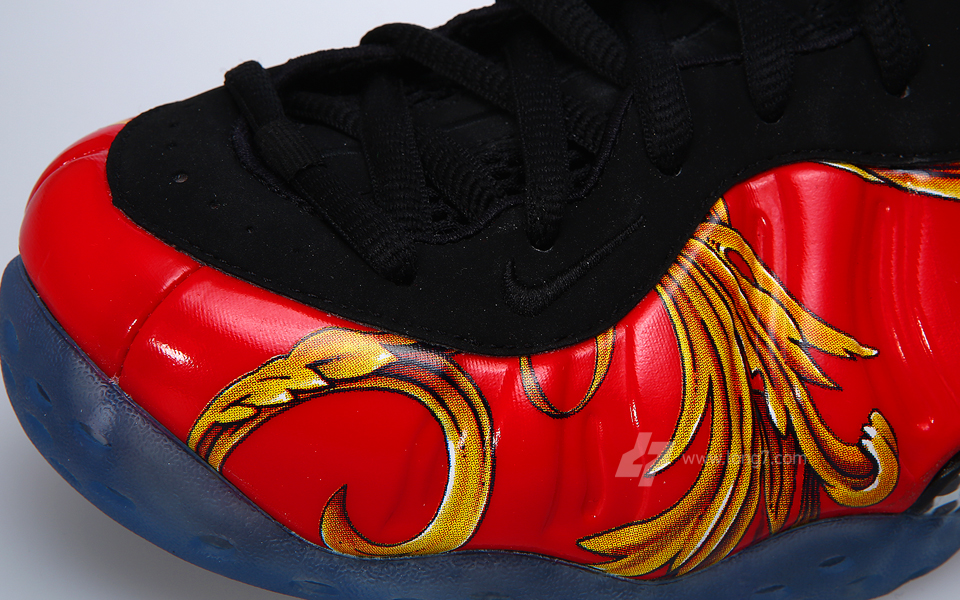 Red Supreme Foamposite 02