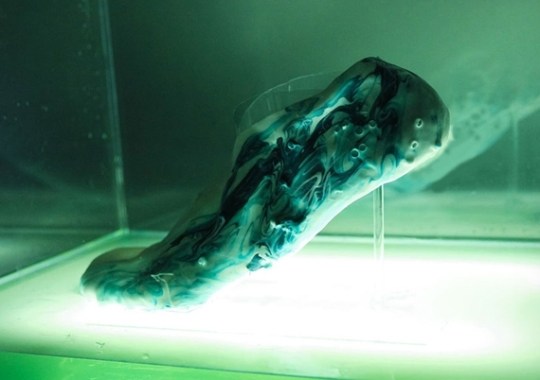 London Designer Creates Regenerating Running Shoes