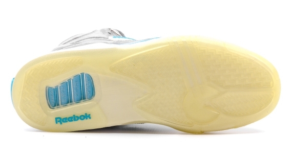 Solebox Reebok Pump Glow In The Dark Packer Shoes 06