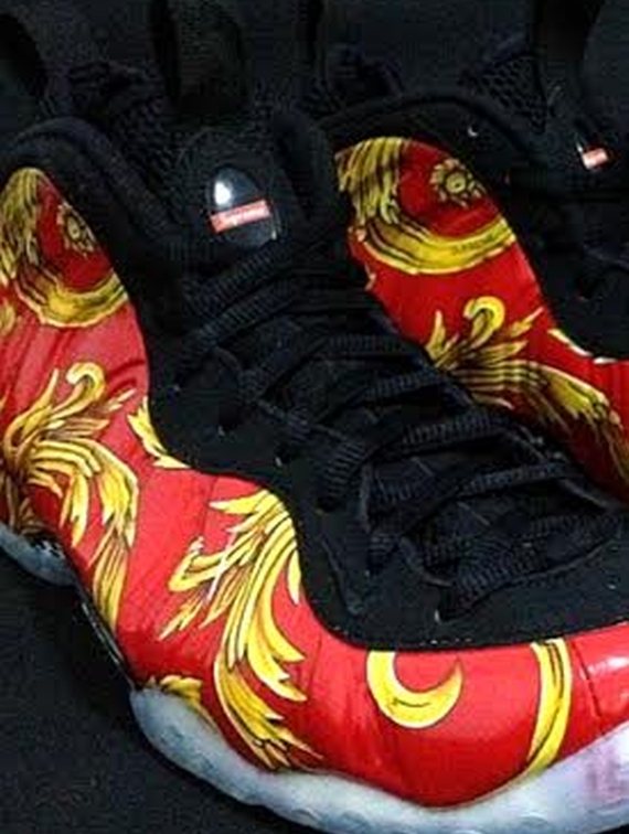 Supreme Nike Foamposite One 02