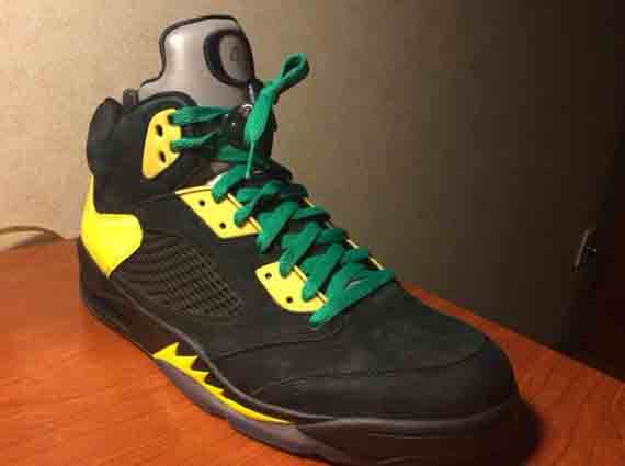 Air Jordan 5 “JumpDucks” – Oregon Ducks PE