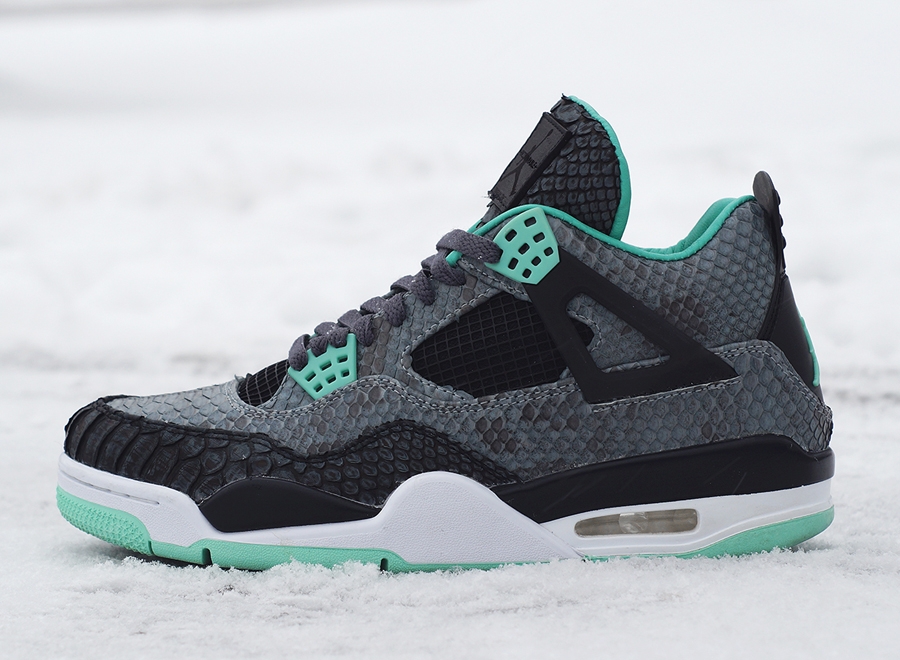 Air Jordan Iv Green Glow Python 07