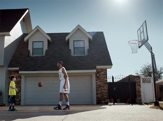 Kids Foot Locker "Buzzer Beater" with Anthony Davis