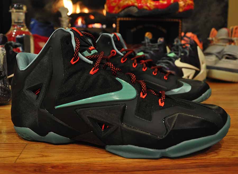 Nike LeBron 11 - Black - Red - Blue