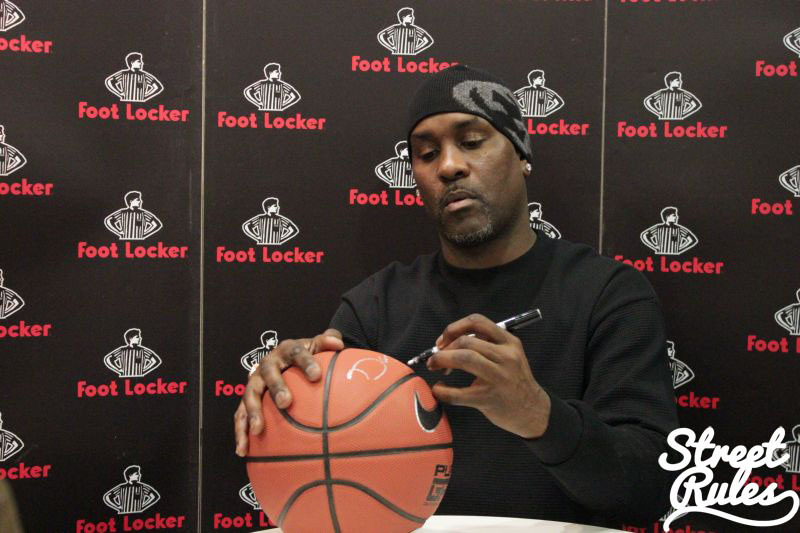 Gary Payton Visits Foot Locker 08