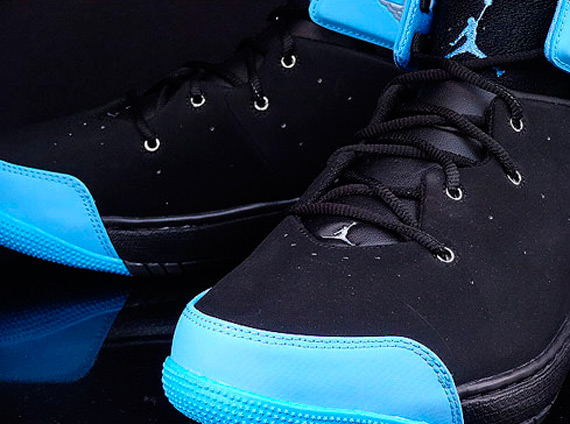 Jordan Melo 1 5 Black Univeristy Blue Release Reminder 04