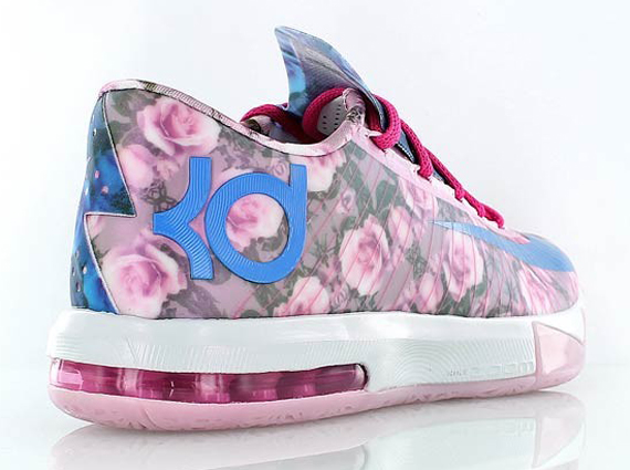 The "Aunt Pearl" Nike KD 6 Goes Full Floral