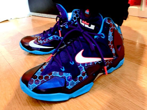 Lebron 11 Hornets