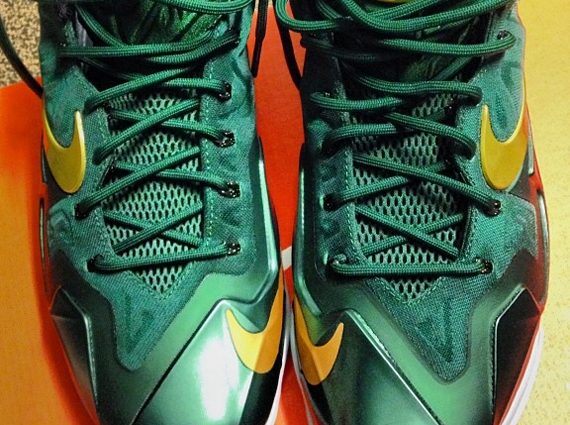 Nike LeBron 11 “SVSM” PE