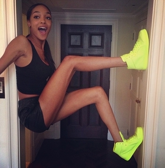 Models In Sneakers 008