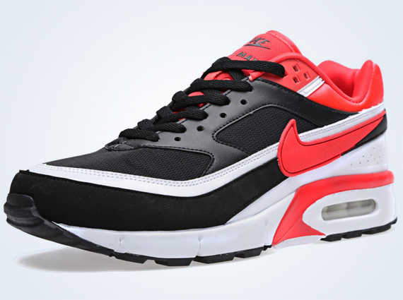 Nike Air Classic Bw Gen Ii Black Light Crimson White 01